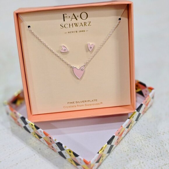 FAO Schwarz Necklace & Earrings Set – Pink Mother of Pearl Hearts Swarovski - Picture 1 of 5